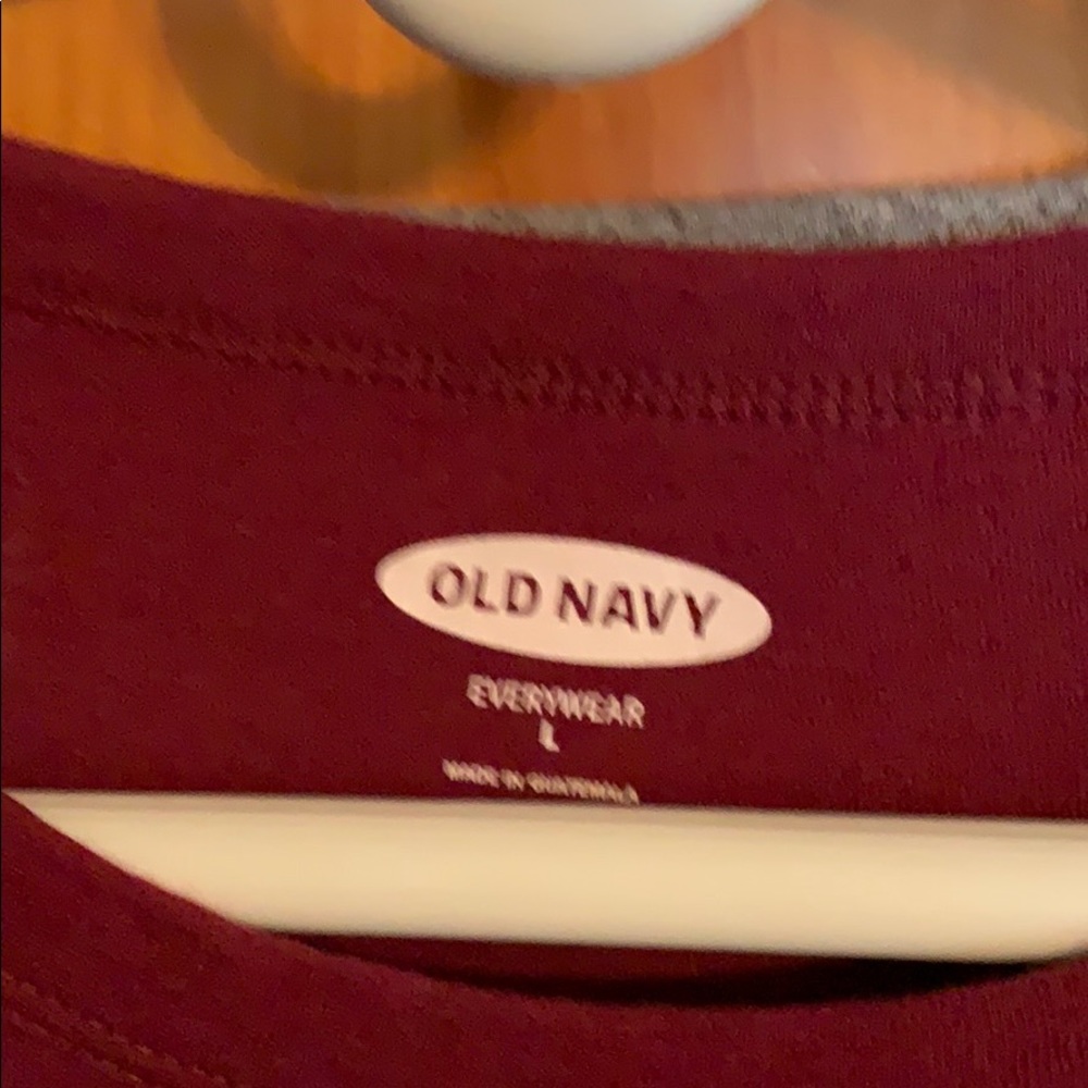 3 for 20$ old navy tshirts - Picture 4 of 6